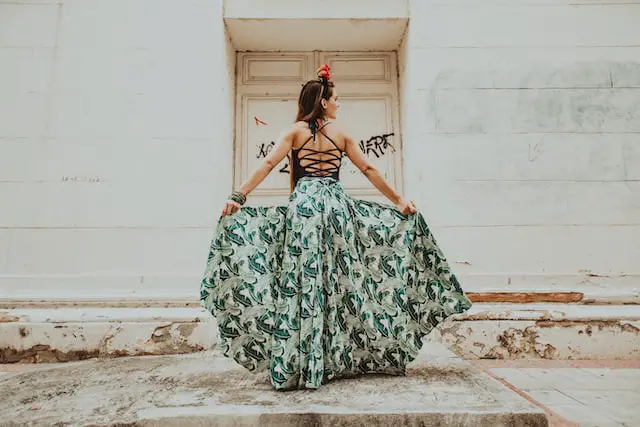 How to Style Long Skirts?