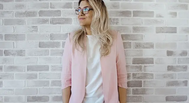 How To Wear A Pink Blazer?