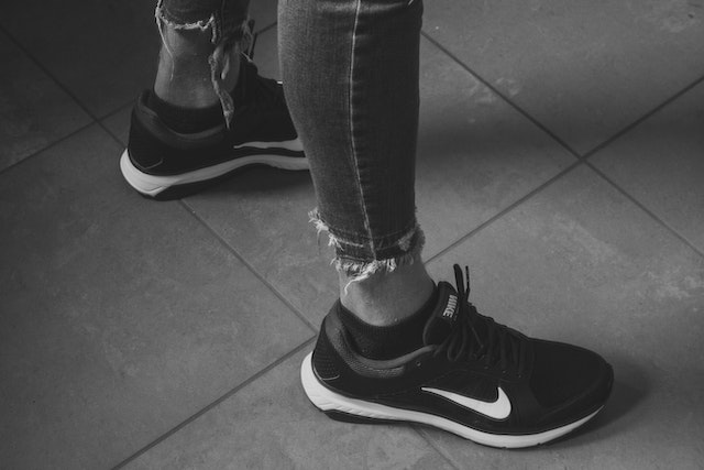 How To Wear Nike Blazers With Jeans?