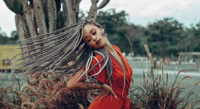 How To Style Goddess Knotless Braids?