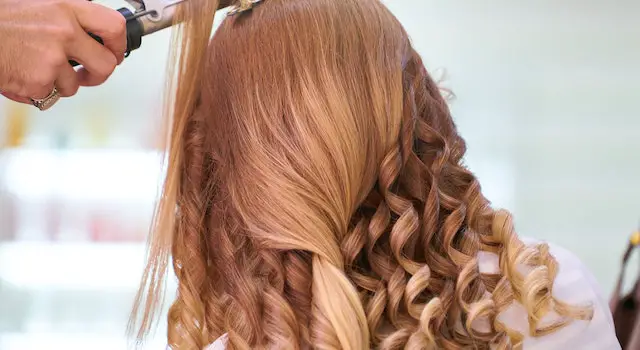 Style Your Hair With A Curling Iron
