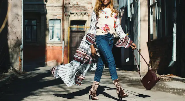 How To Style Women's Combat Boots?