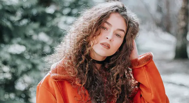 How To Style Naturally Curly Hair?