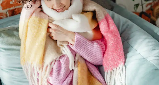 How To Wear A Rectangle Blanket Scarf?