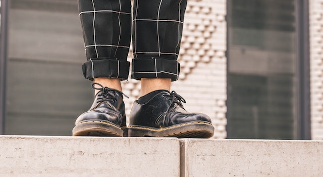 How To Wear Doc Martens Shoes Mens?