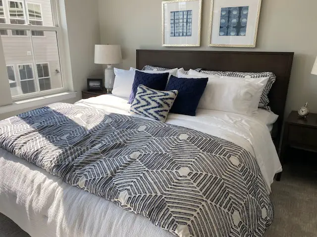 How To Style A Throw Blanket On A Bed?