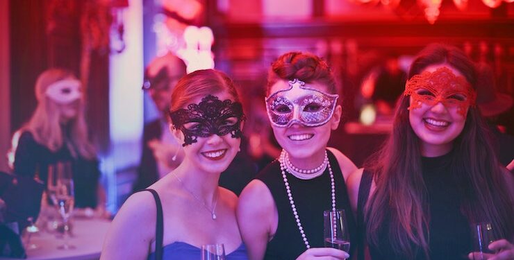 Casual masquerade party outlet outfits